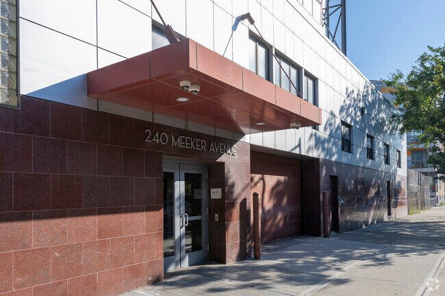 Building Photo - 240 Meeker Ave