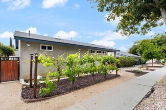 Building Photo - 1572 Coolcrest Ave