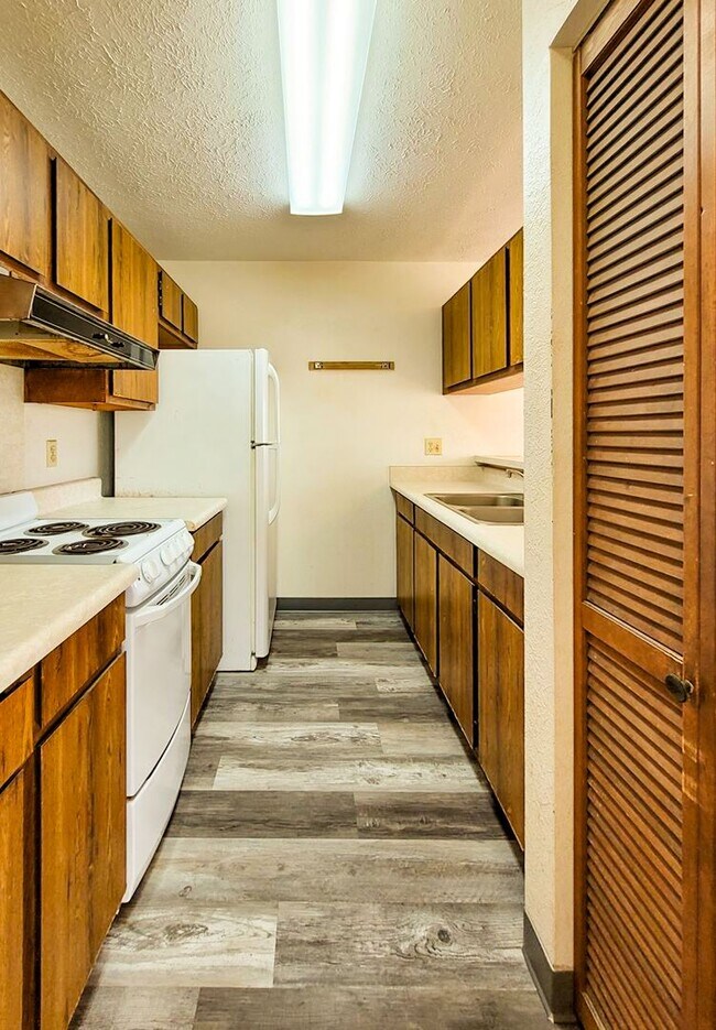 Building Photo - 1123