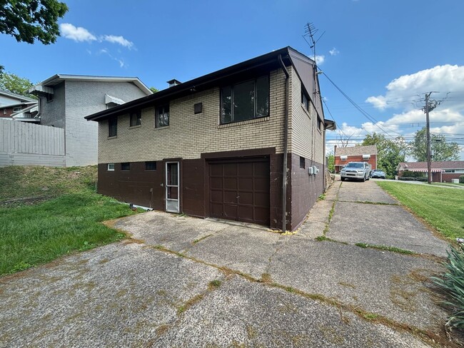 Building Photo - Jump into June and Own Your Own Home with our Summer Savings Spectacular!! - Lease-to-Own Opportu...
