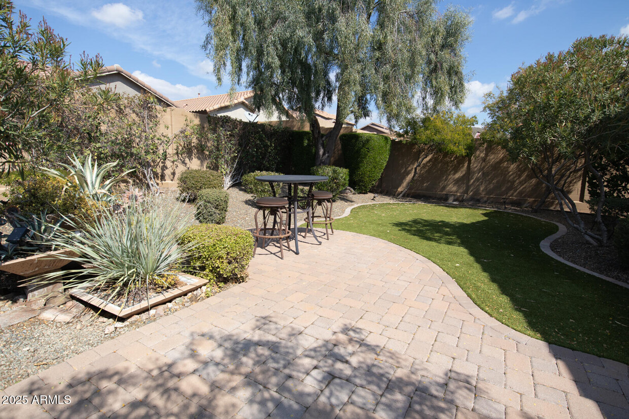 Foto principal - 1726 W Desperado Way