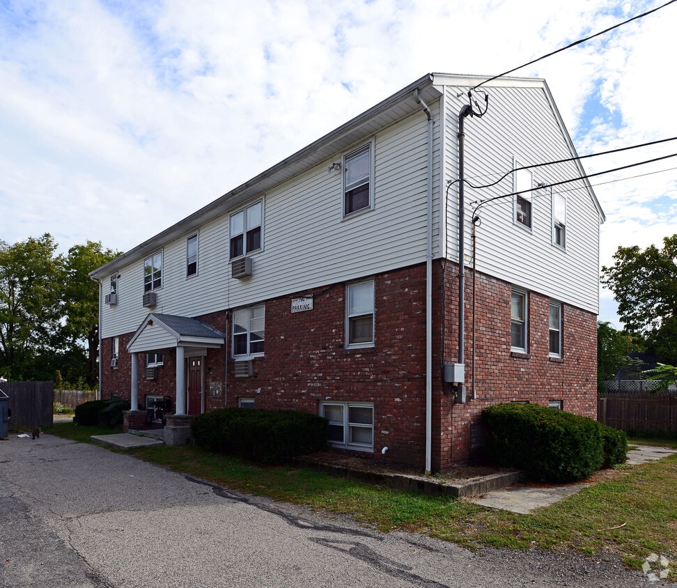 295 Admiral St, Providence, RI 02908 295 Admiral St Providence, RI