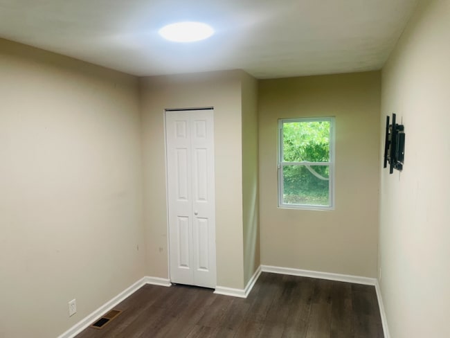 Foto del edificio - 2414 Cottage Ave