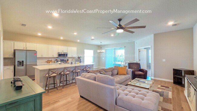 Building Photo - BRILLIANT 4 BEDROOM/2.5 BATH HOME AVAILABLE IN AVIARY at RUTLAND RANCH PARRISH!