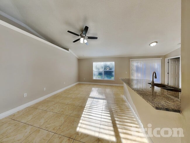 Building Photo - 312 Colony Ct