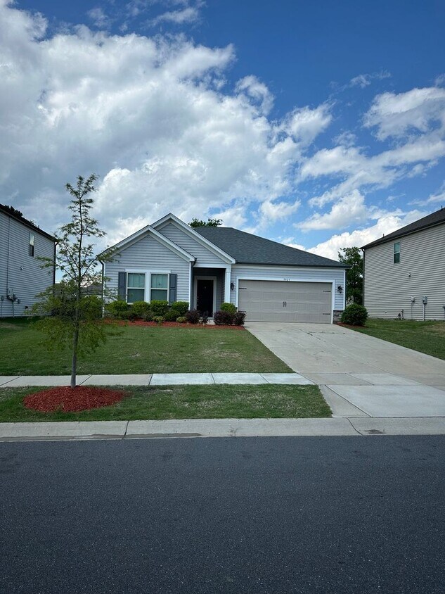 5823 Fenway Dr, Charlotte, NC 28273 House Rental in Charlotte, NC