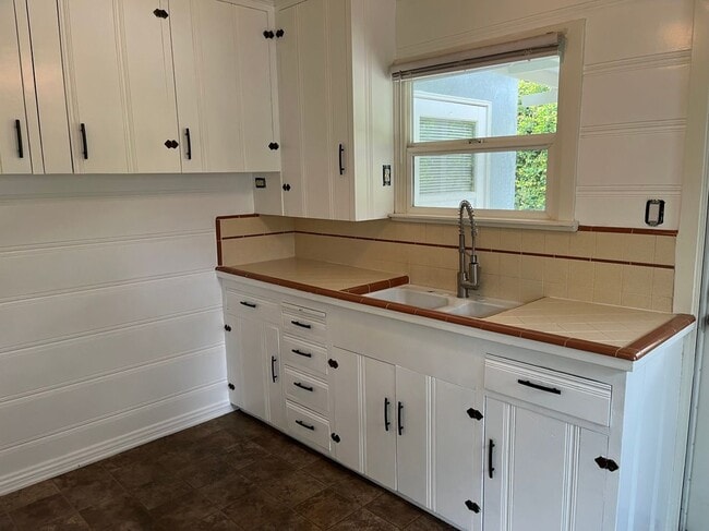 Foto del edificio - 147 N Florence St