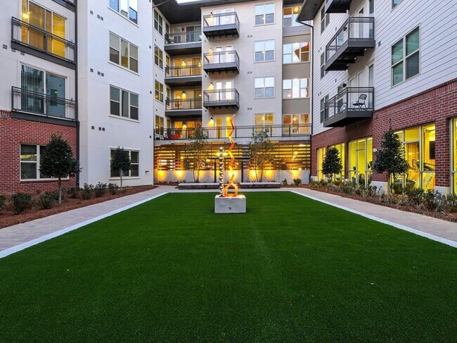 Foto del edificio - 707 Park Ave NE