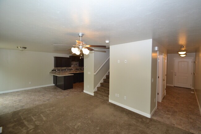 Foto del edificio - Beautiful 3 Bed/2.5 Bath in Draper!!!