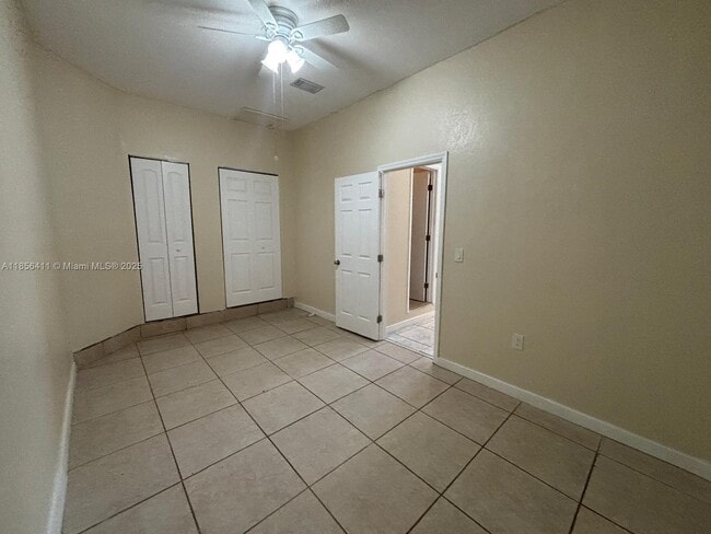 Foto del edificio - 10916 SW 37th Terrace
