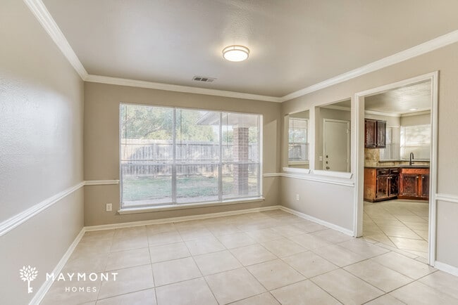 Foto del edificio - 3010 Fort Stockton Dr