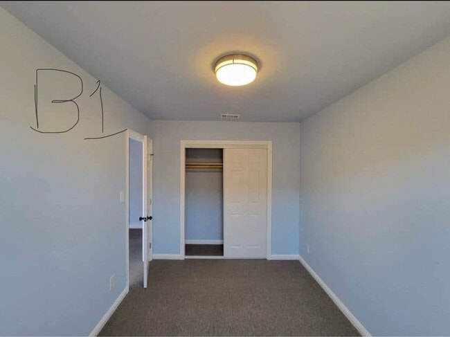 Building Photo - 3525 McBryde Ave
