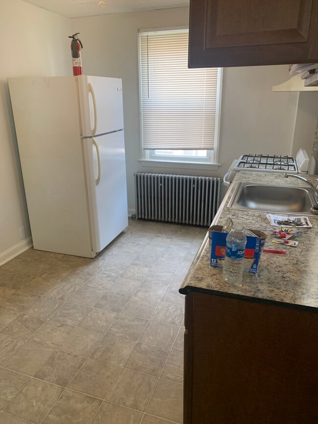 Building Photo - 59 Fairview Rd