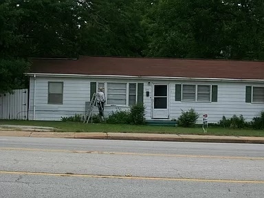 Building Photo - 651 Chesnee Hwy
