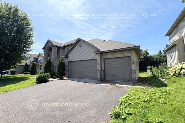 Foto del edificio - 6623 Merrimac Ln N