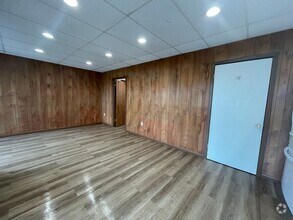 Building Photo - 965 Grove St
