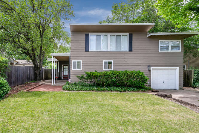 Foto principal - 3401 E Bayley St