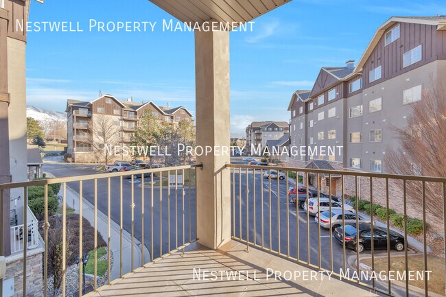 Foto del edificio - $250 OFF 1ST MONTH'S RENT - Spacious Corne...