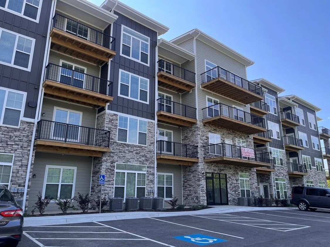 Primary Photo - GreenBerry Apartments