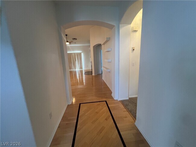 Foto del edificio - 8791 Crystal Port Ave