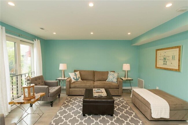 Building Photo - 319 Swans Wharf Row