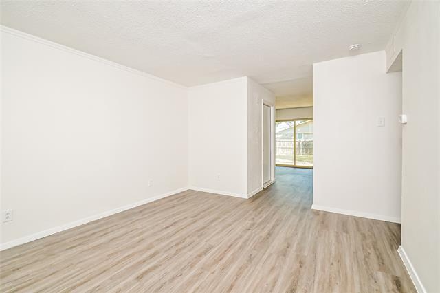 Building Photo - 1705 Abbey Rd