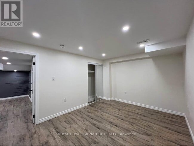 Building Photo - 60 Lofthouse Dr