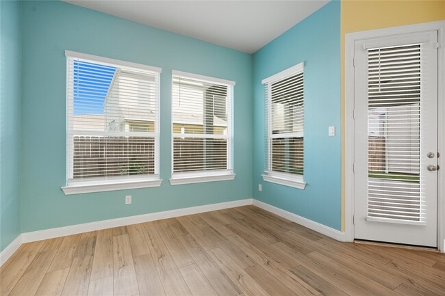 Building Photo - 719 Sandy Bay Ln