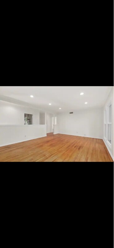 Foto del edificio - 23 Nichols Ave