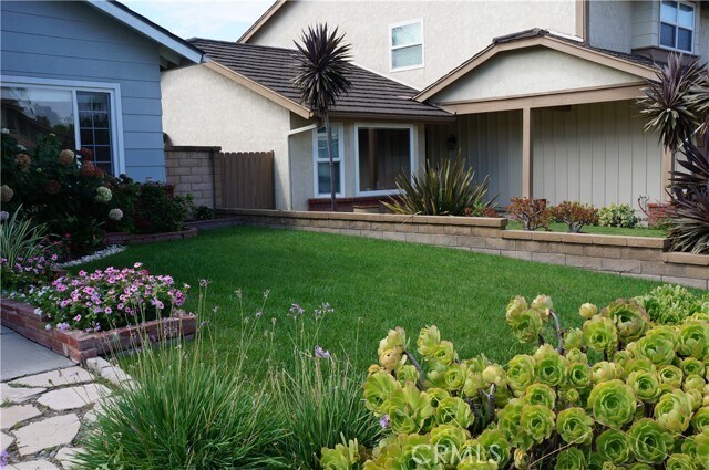 Building Photo - 25866 Greenhill