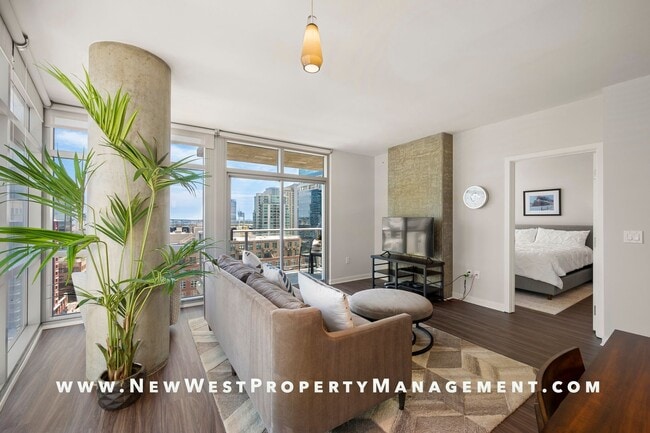 Building Photo - Stunning Southeast corner East Village 2-b...