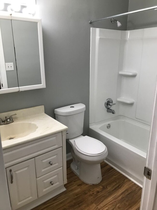 Building Photo - 1345 Canonero Dr