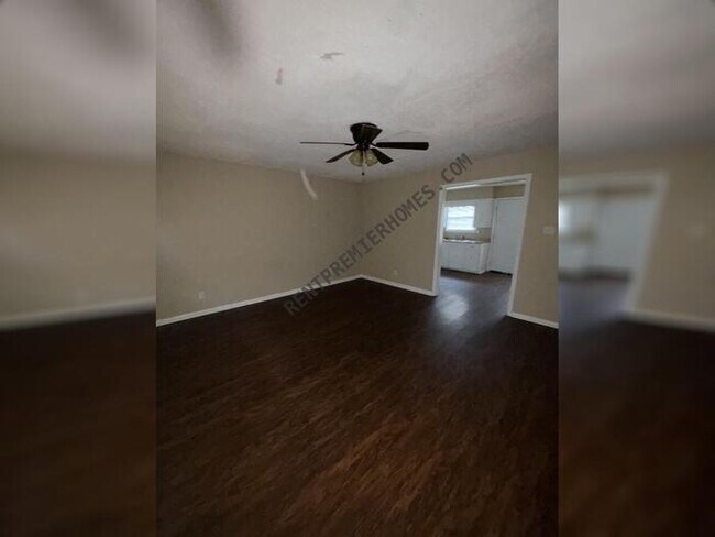 Foto del edificio - 1908 Kelly Dr