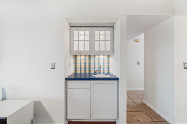 Foto del edificio - 12568 Shoreline Dr