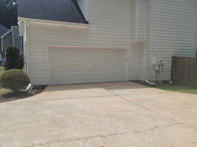 Building Photo - 31 Springfield Ct
