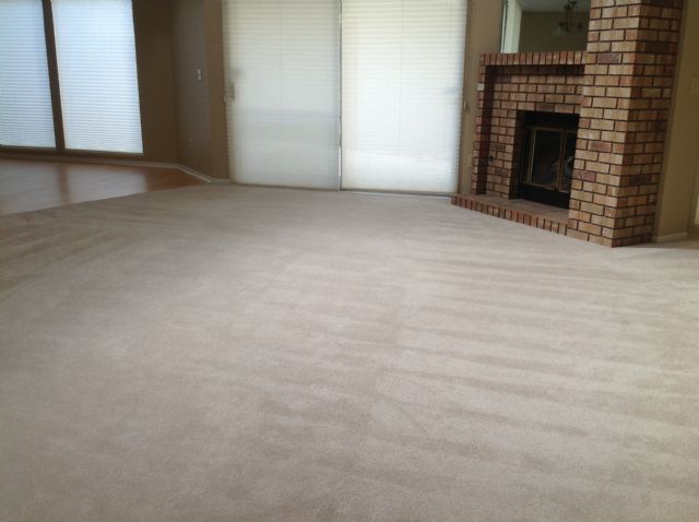 Building Photo - 525 Oakbrook Dr