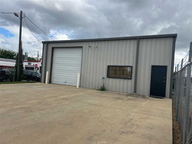 Photo - 4700 Keller Haslet Rd House