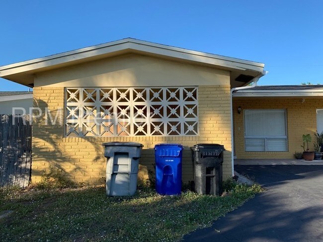 Foto del edificio - Duplex Available in Fort Lauderdale