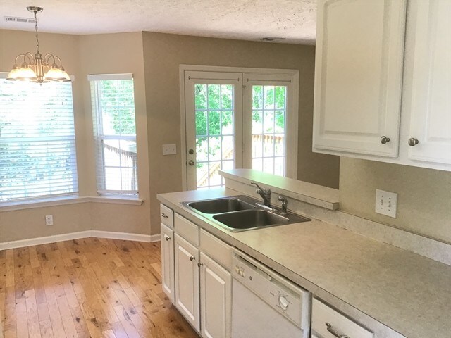 Foto del edificio - 7460 Penngrove Ln