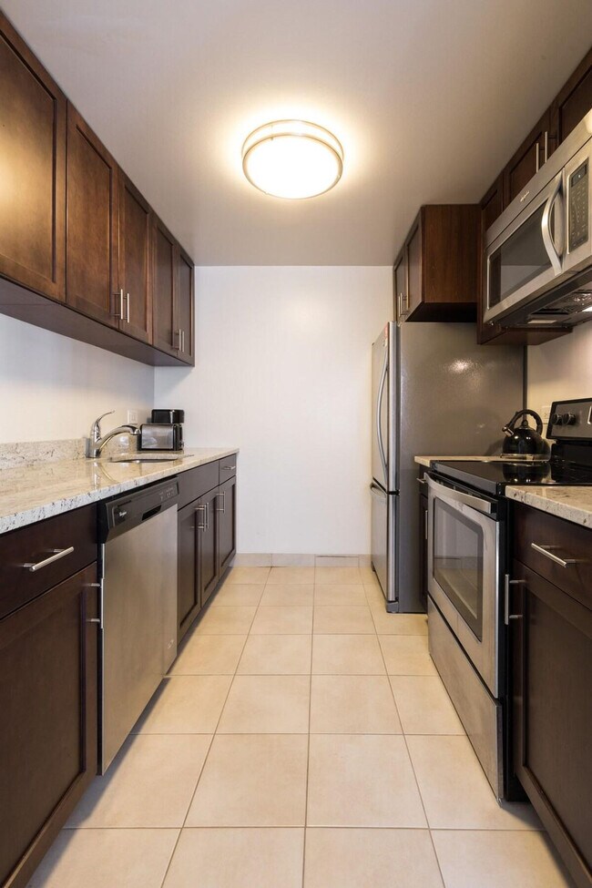 Building Photo - 11 Cattano Ave