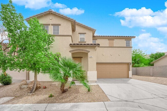 Foto del edificio - SHOWINGS AVAILABLE NOW