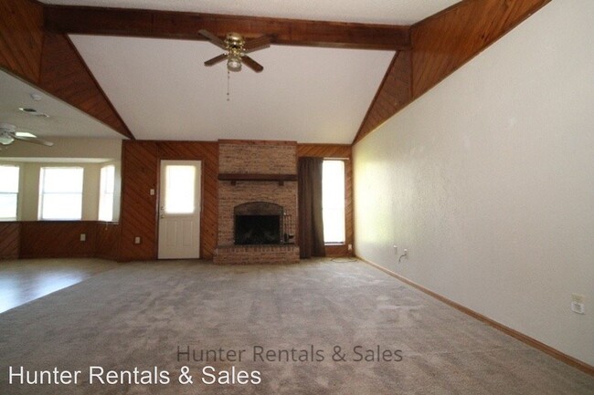 Building Photo - 3 br, 2 bath House - 109 Blanket Dr