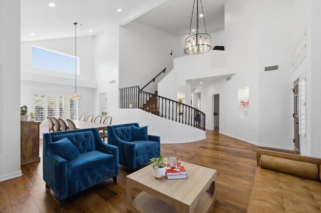 Foto del edificio - 12955 E Mercer Ln