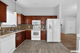 Building Photo - 4018 Planters Watch Dr