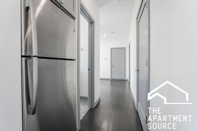 Photo - 2806 N Mozart St Apartment