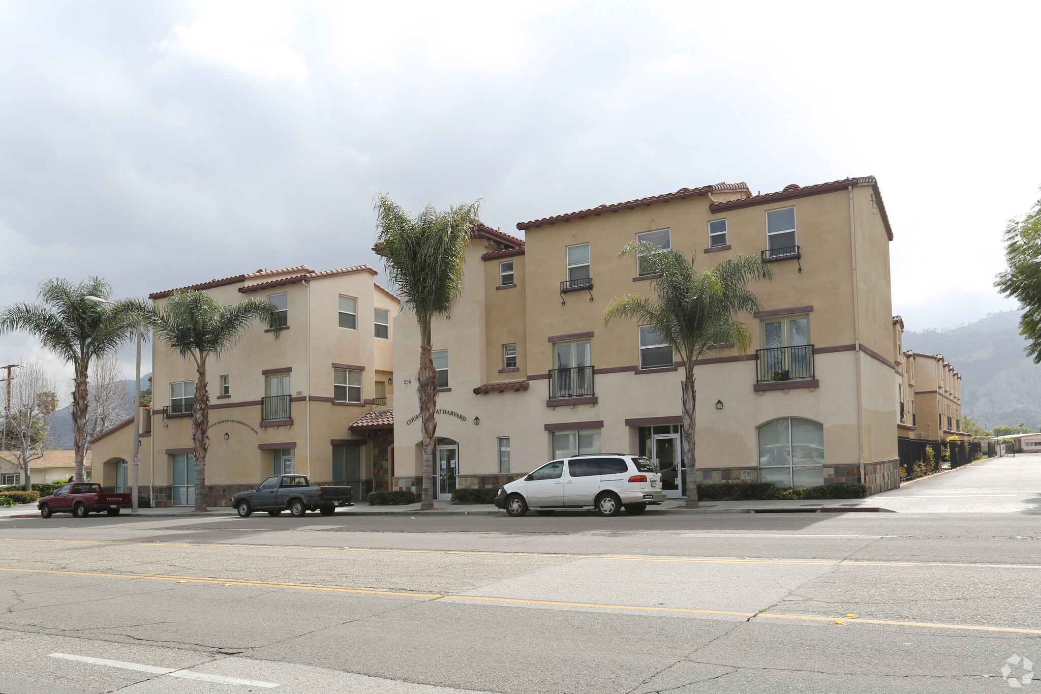 Harvard Court Apts