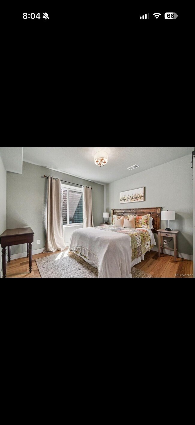 Building Photo - 1833 Castle Hill Dr