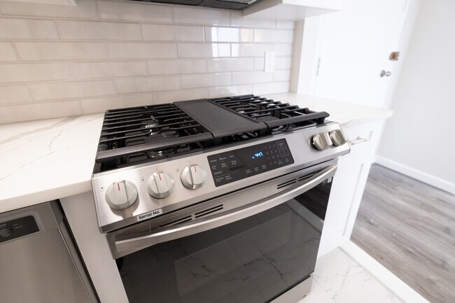 Foto del edificio - 4401 Lee Hwy