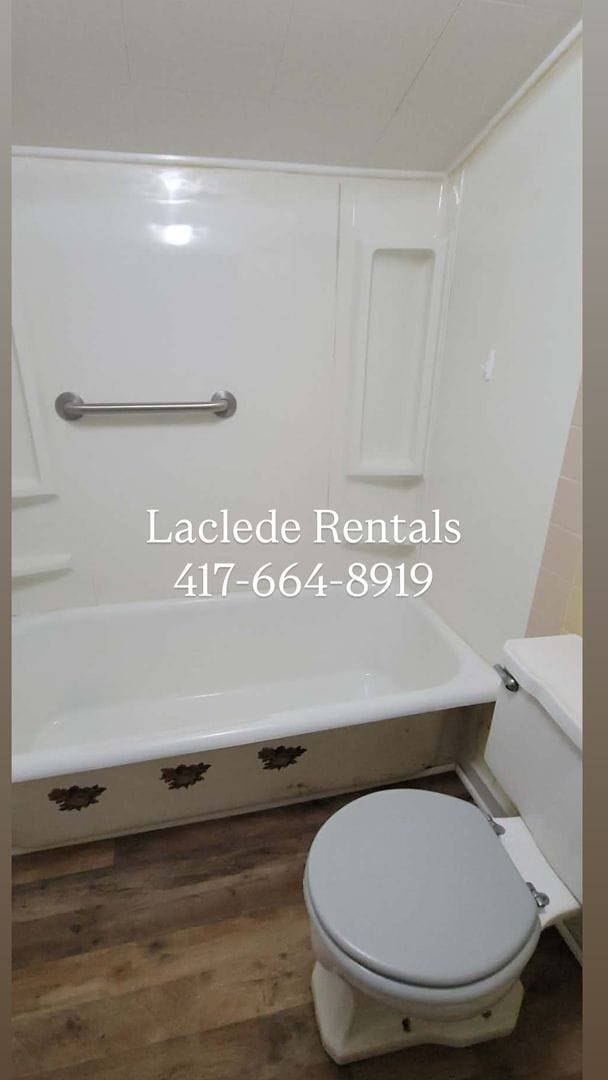 Building Photo - 2 BEDROOM 1 BATHROOM HOUSE.