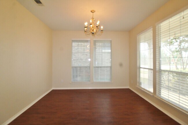 Foto del edificio - Lovely 3/2/2 in White Settlement ISD For R...